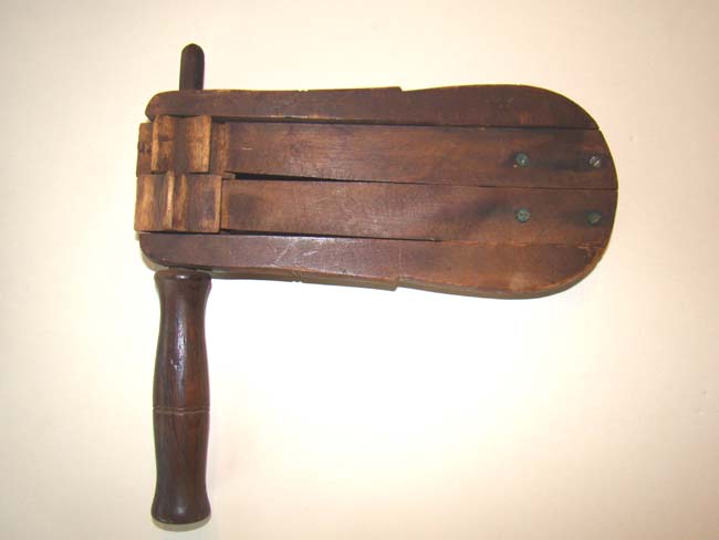 A 19th century ships' alarm clacker — image 2